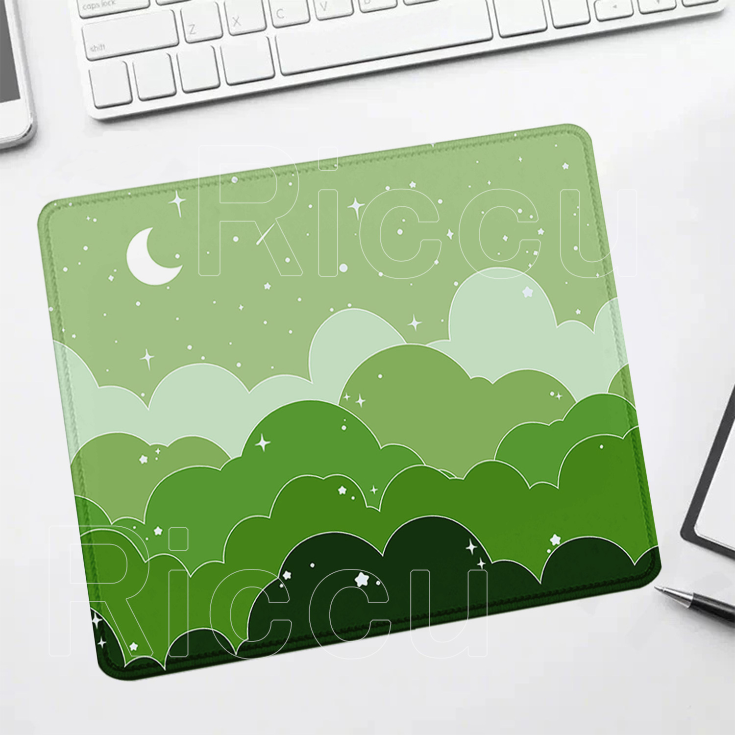 black and white Clouds moon sm - Pc Gaming Cloud Free 评论和价格